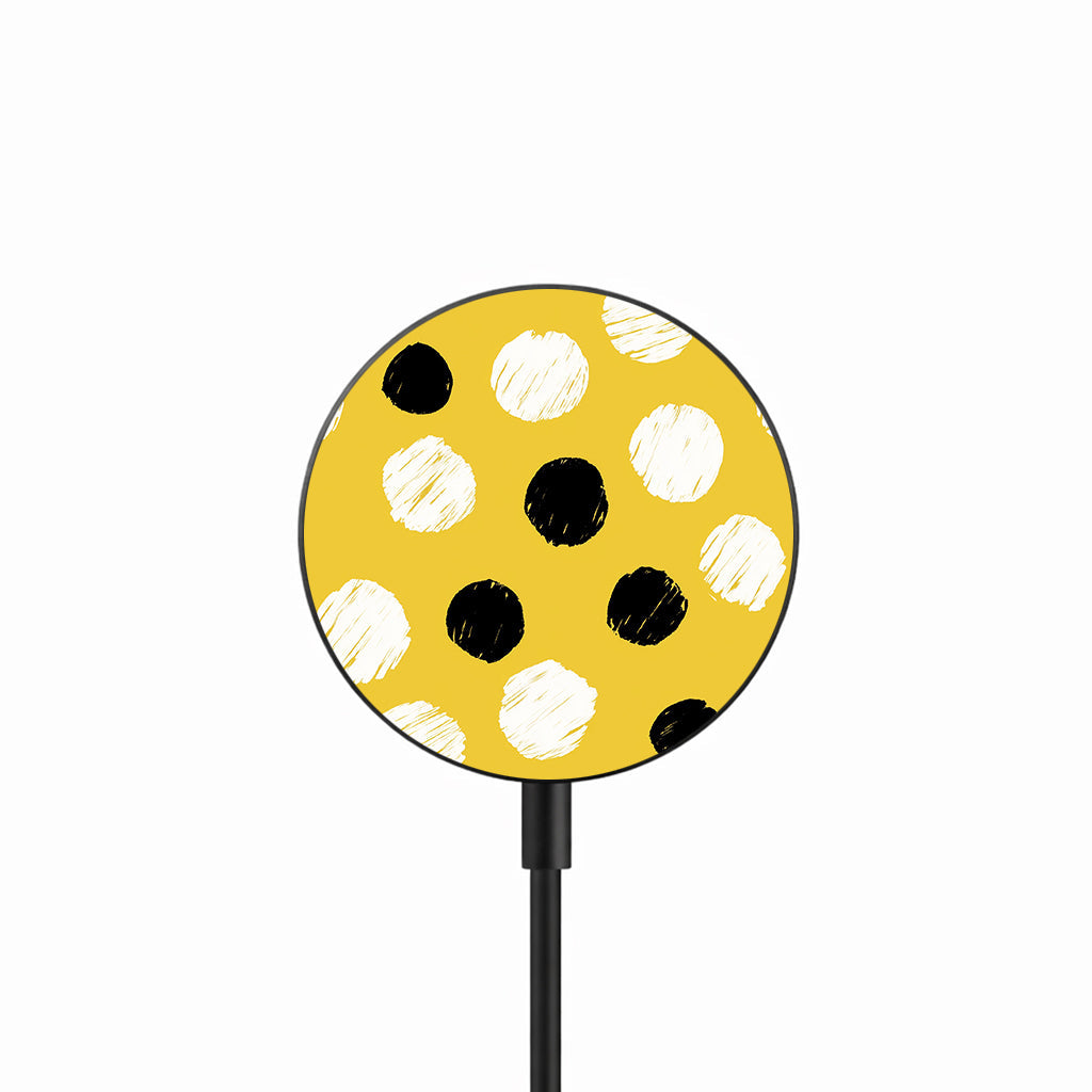Bold Dot Pop 25W Qi2.2 magnetic wireless charger front view