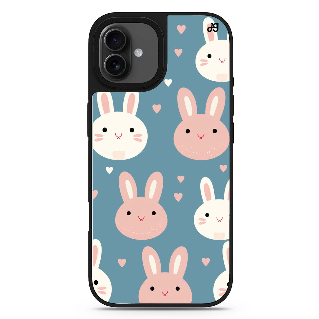 Cuddly Hopper iPhone 17 mirror case