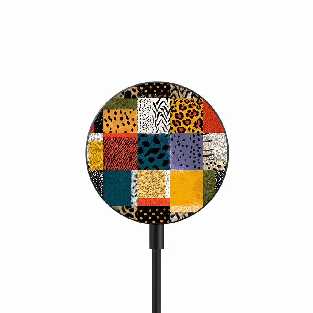 Wild Texture Patch 25W Qi2.2 magnetic wireless charger front view
