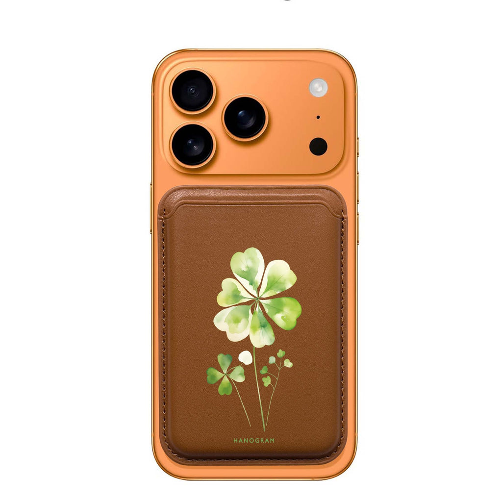 Clover's Heart MagSafe wallet for iPhone, slim magnetic card holder, main view
