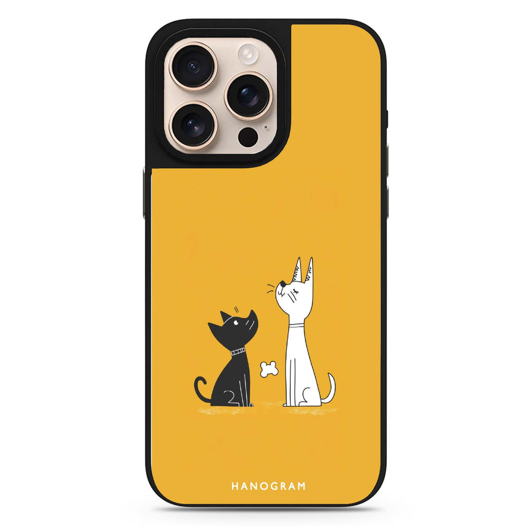 Paw & Claw MagSafe compatible mirror case for iPhone 16/15/14 Pro Max and Pro, main view